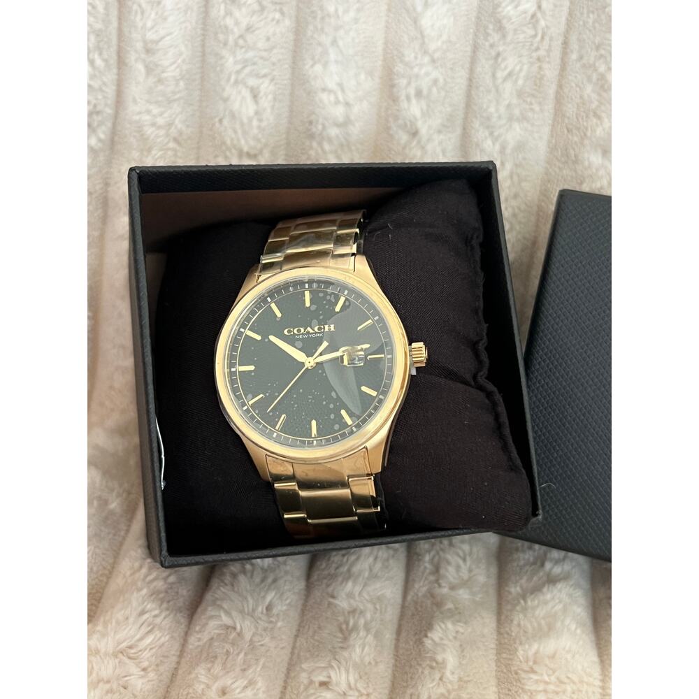 COACH Men's Oliver 3H Quartz Watch, Green, 41mm Case Size, Gold Link Band NWT - Picture 2 of 7